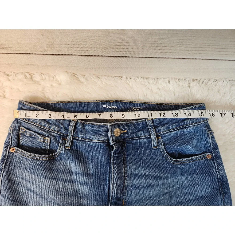 Old‎ Navy Women's Blue Solid Cotton High Rise Smooth Pockets Flare Jeans Size 14
